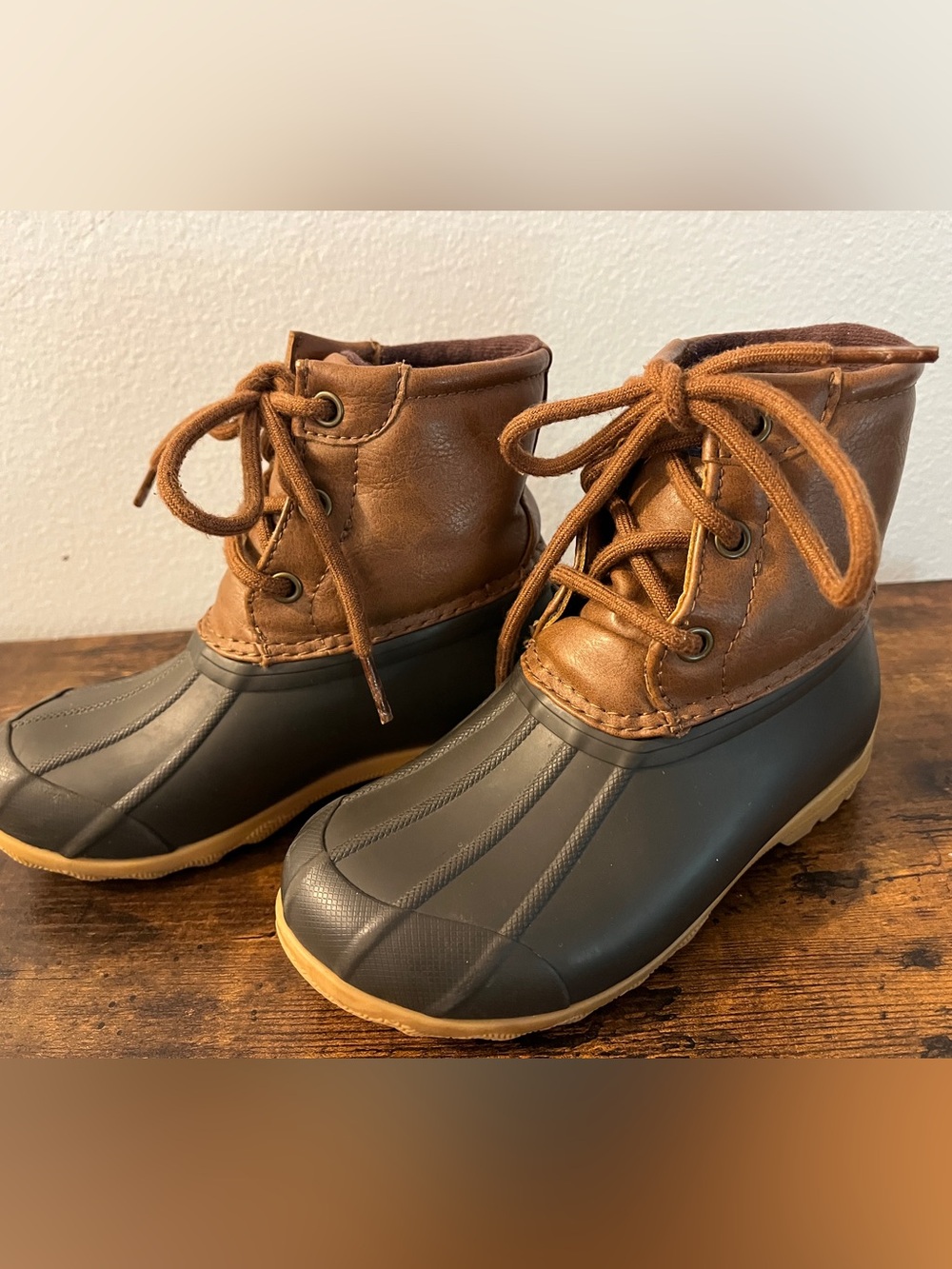 Sperry Kids Brown and Black Lace-Up Rain Boots